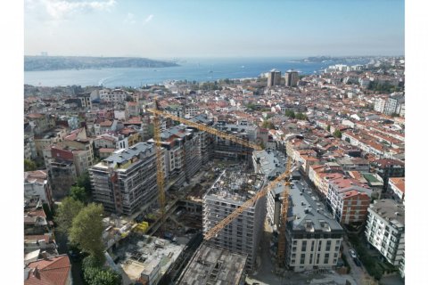 4 bedrooms Apartment in Besiktas, Turkey No. 110171