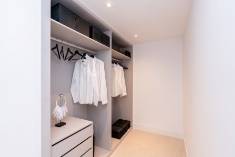 3 bedrooms Penthouse in Tan Quang, Vietnam No. 27004 15