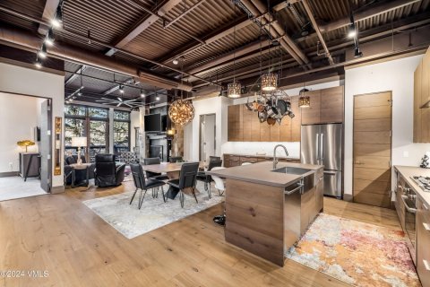 2 bedrooms Condo  in Avon, USA No. 74393 3