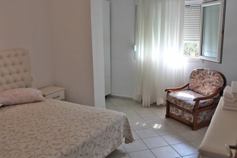 Дом с 7 спальнями в Пиерия, Греция №56050 11