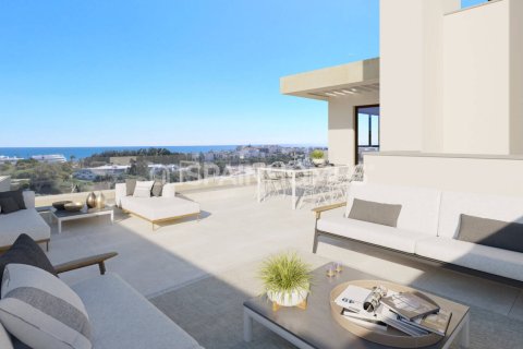 3 bedrooms Penthouse in Estepona, Spain No. 125463