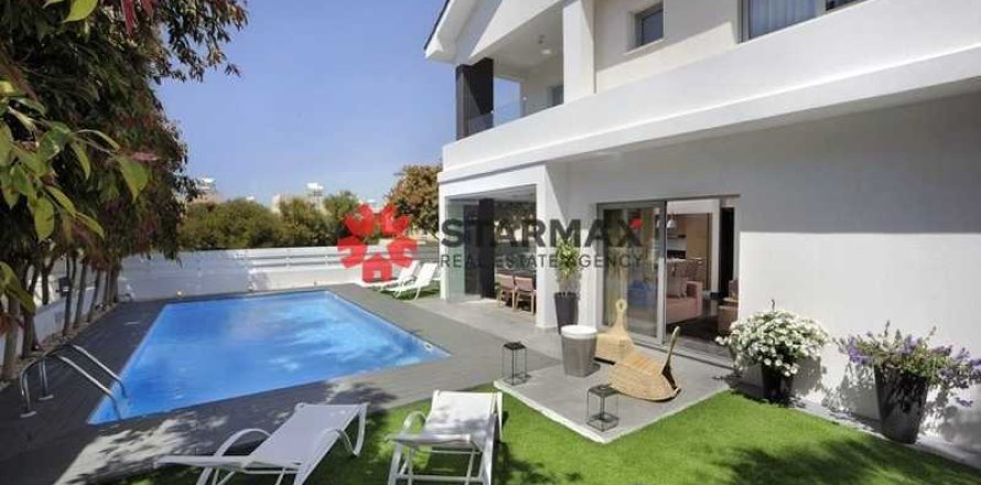 3 bedrooms House in Pervolia, Cyprus No. 82753