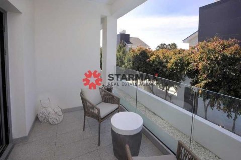 3 bedrooms House in Pervolia, Cyprus No. 82753 12