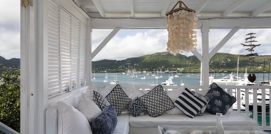 9 bedrooms Villa in English Harbor, Antigua and Barbuda No. 75482