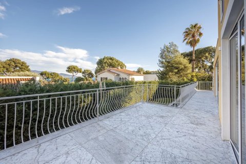 4 bedrooms Villa in Roquebrune-Cap-Martin, France No. 68942 11