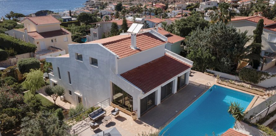 8 bedrooms Villa in Palaia Fokaia, Greece No. 59310
