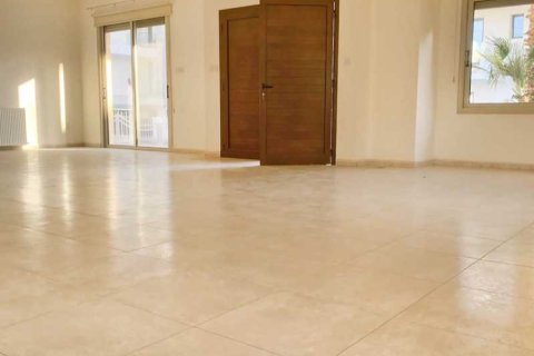 4 bedrooms House in Germasogeia, Cyprus No. 75370 1