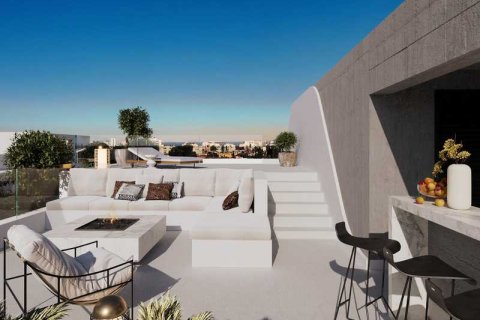 3 bedrooms Penthouse in Limassol, Cyprus No. 73381 1