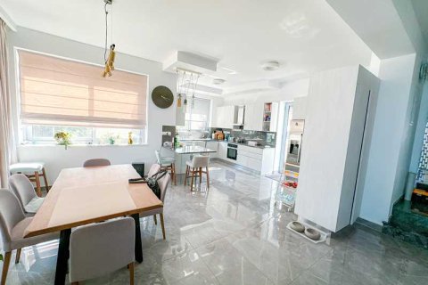 4 dormitorios House en Germasogeia, Cyprus No. 63062 5