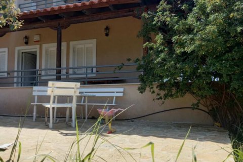 5 bedrooms House in Euboea, Greece No. 117777 3