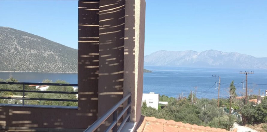 5 bedrooms House in Euboea, Greece No. 117777