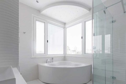 6 bedrooms House in Pyrgos, Cyprus No. 63140 4