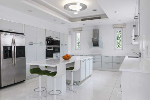 6 bedrooms House in Pyrgos, Cyprus No. 63140 9