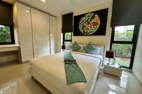 240m² Villa in Phuket, Thailand No. 96278 6