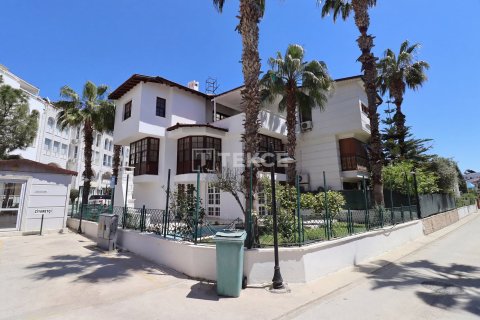 3 bedrooms Villa in Antalya, Turkey No. 124945