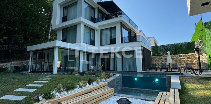 3 bedrooms Villa in Sapanca, Turkey No. 99275