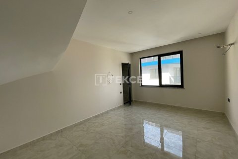 2 bedrooms Penthouse in Chau Lang, Vietnam No. 75234 11