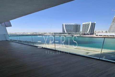 2 bedrooms Apartment on the Al Maryah Island, UAE No. 129684 1