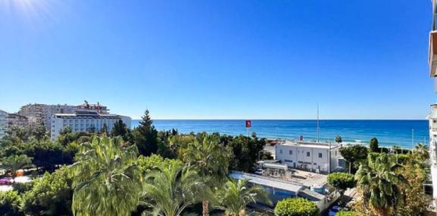 4 rooms Apartment in Mahmutlar, Turkey No. 21511