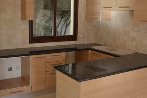 3 bedrooms House in Pegeia, Cyprus No. 37275 2