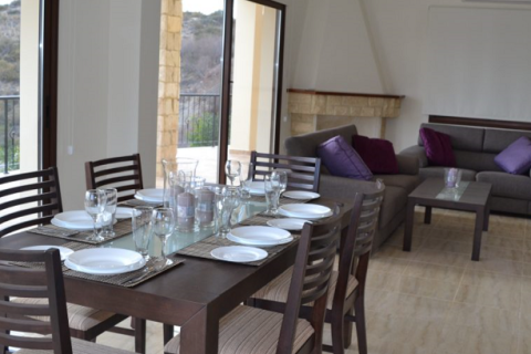 3 bedrooms House in Pegeia, Cyprus No. 37275 6