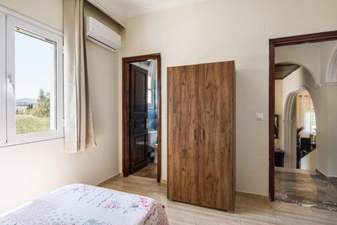 5 bedrooms Villa in Corfu, Greece No. 108177 24