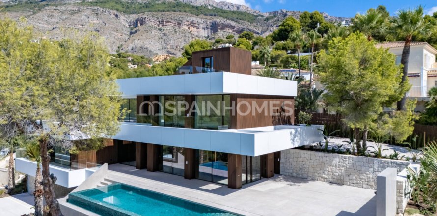 4 bedrooms Villa in Ban Xeo, Vietnam No. 88262