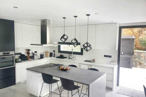 5 chambres House à Nicosia, Cyprus No. 31200 7