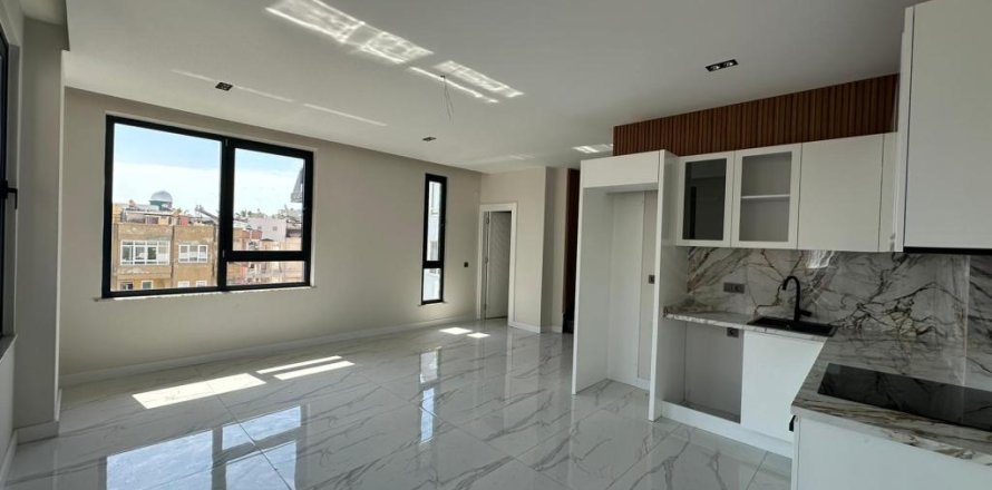 3 rooms Apartment in Alanya, Turkey No. 88928