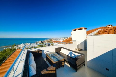 4 rooms Apartment in Nong Ha, Vietnam No. 21510 21