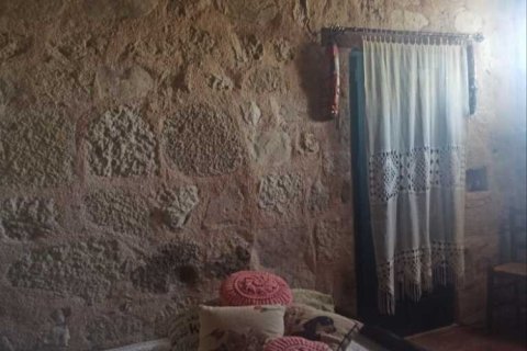 Дом с 1 спальней в Ираклион, Греция №108164 4