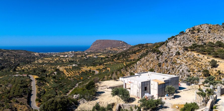 3 dormitorios Villa en Heraklion, Greece No. 108585