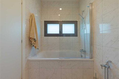 2 chambres Appartement à Limassol, Cyprus No. 73763 14