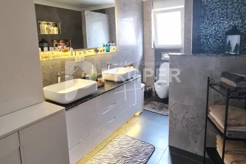 4 rooms Villa in Lien Chieu, Vietnam No. 12377 15