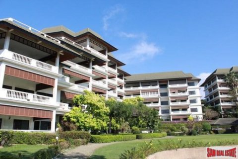 3 bedrooms Apartment in Jomtien Beach, Thailand No. 96897 8