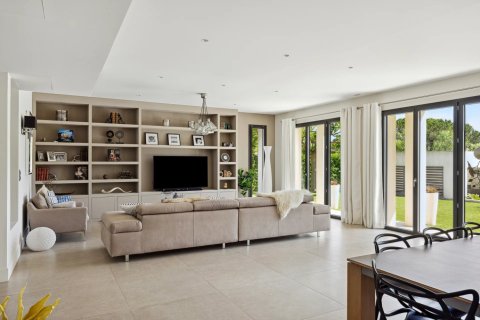 Вилла с 5 спальнями в Сен-Поль-де-Ванс, Франция №67901 6