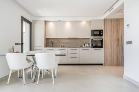 3 bedrooms Apartment in Hong Phong, Vietnam No. 27429 15