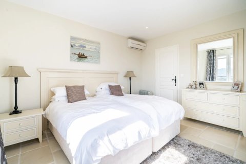 4 bedrooms Villa in Peymeinade, France No. 67262 15