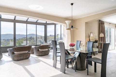 4 bedrooms Villa in Peymeinade, France No. 67262 13