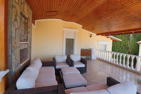 3 dormitorios Villa en Lien Chieu, Vietnam No. 16613 18