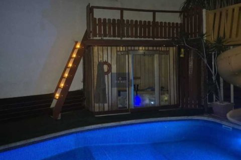 5 chambres Villa à Limassol, Cyprus No. 84099 8