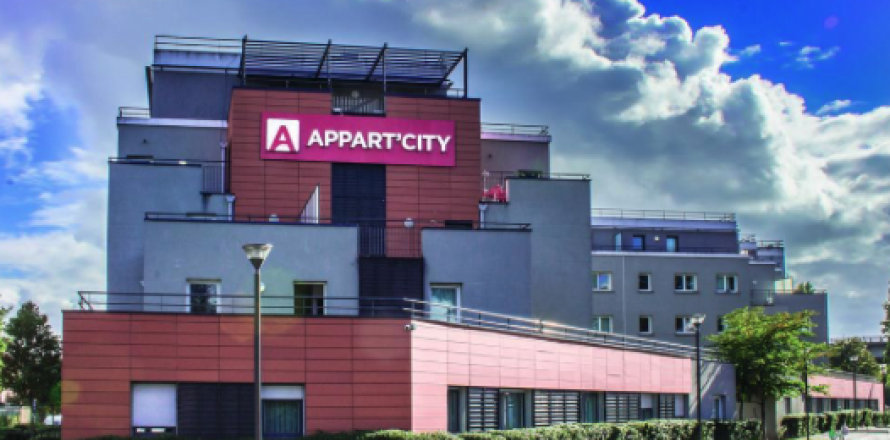 Studio Apartment in Alfortville, France No. 69434