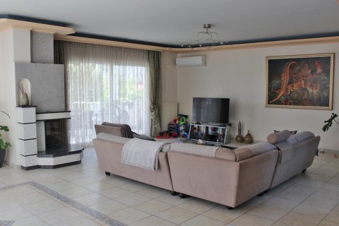 8 bedrooms Villa in Katerini, Greece No. 107881 2