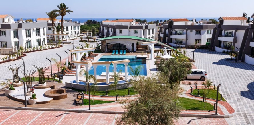 2 bedrooms Apartment in Tan Hao, Vietnam No. 23804