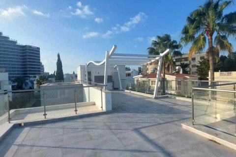 5 bedrooms Villa in Germasogeia, Cyprus No. 28746 14