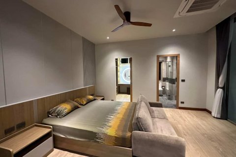3 bedrooms Villa in Phuket, Thailand No. 1992 6