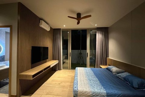 3 bedrooms Villa in Phuket, Thailand No. 1992 8