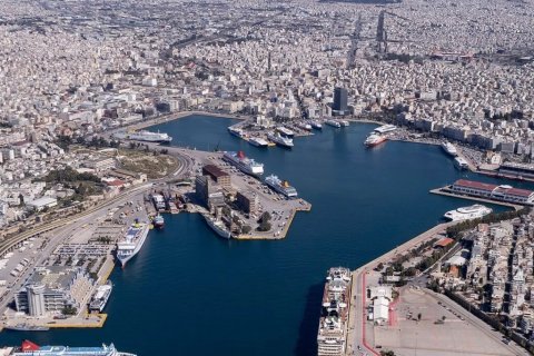 3 bedrooms Apartment in Piraeus, Greece No. 110085 11