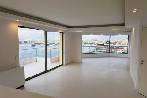 3 bedrooms Apartment in Piraeus, Greece No. 110085 3