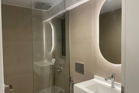 3 bedrooms Apartment in Piraeus, Greece No. 110085 13